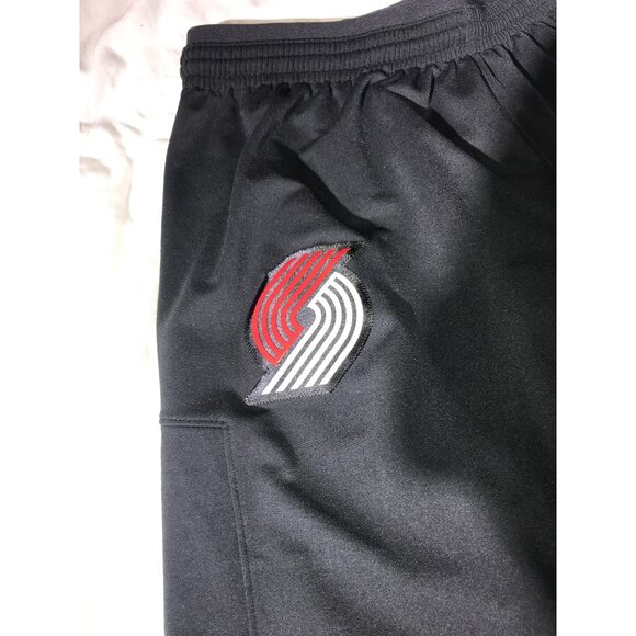 Nike NBA Portland Trail Blazers Dri-FIT Black Athletic Short - Picture 3 of 9